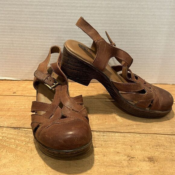 BOC B.O.C. Born Concept Sandals Brown Leather Z08416 Size 7 M - Picture 1 of 8